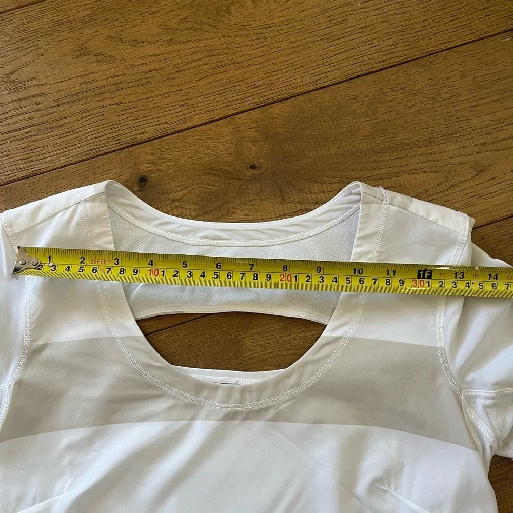 Lululemon Lightened Up Short Sleeve Stripe Tee Cashew White/White - Picture 10 of 10